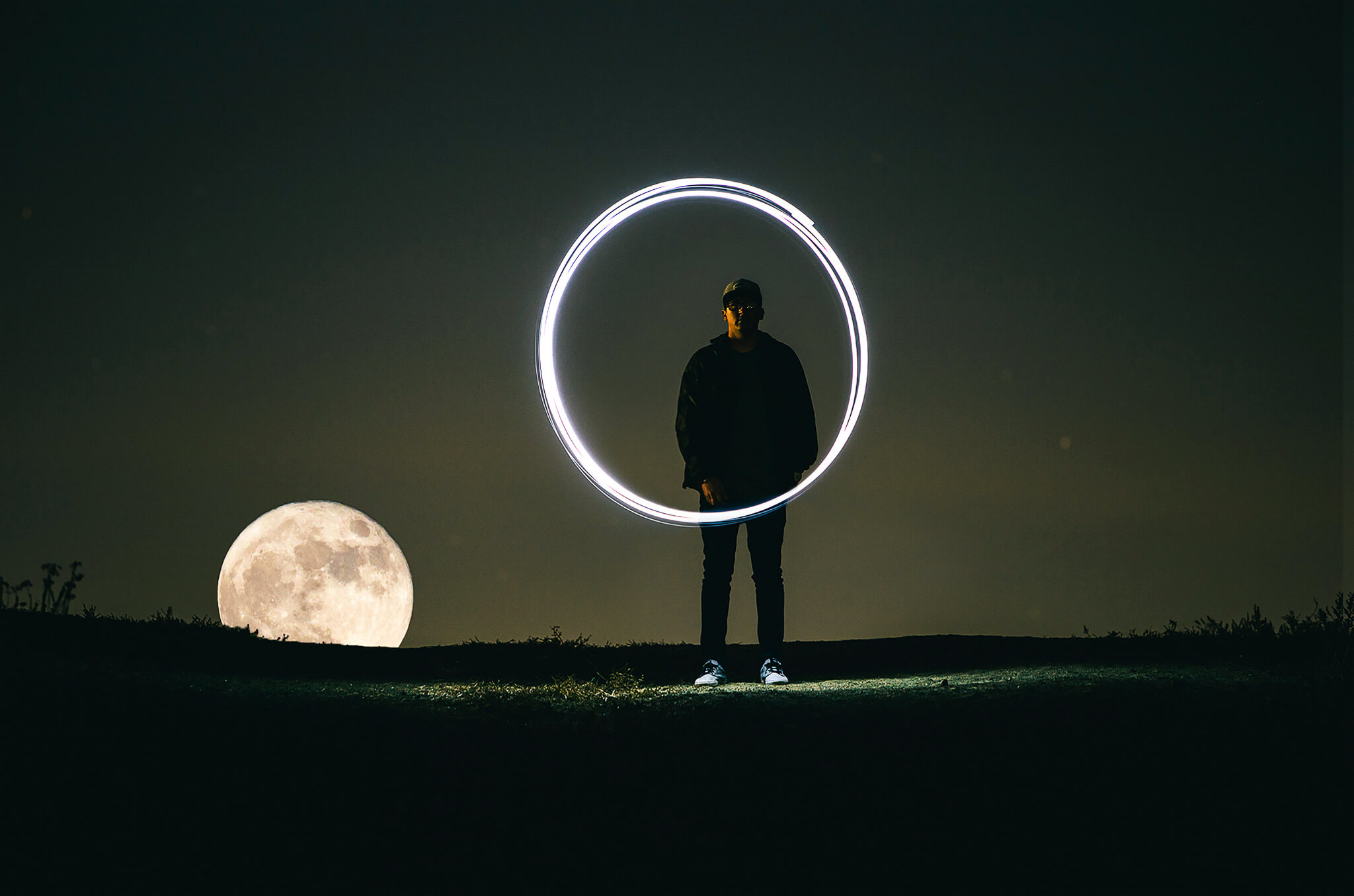 how to build local backlinks, circle image
